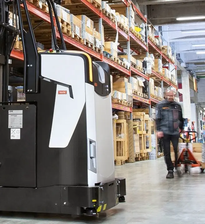 Full pallet handling highliht