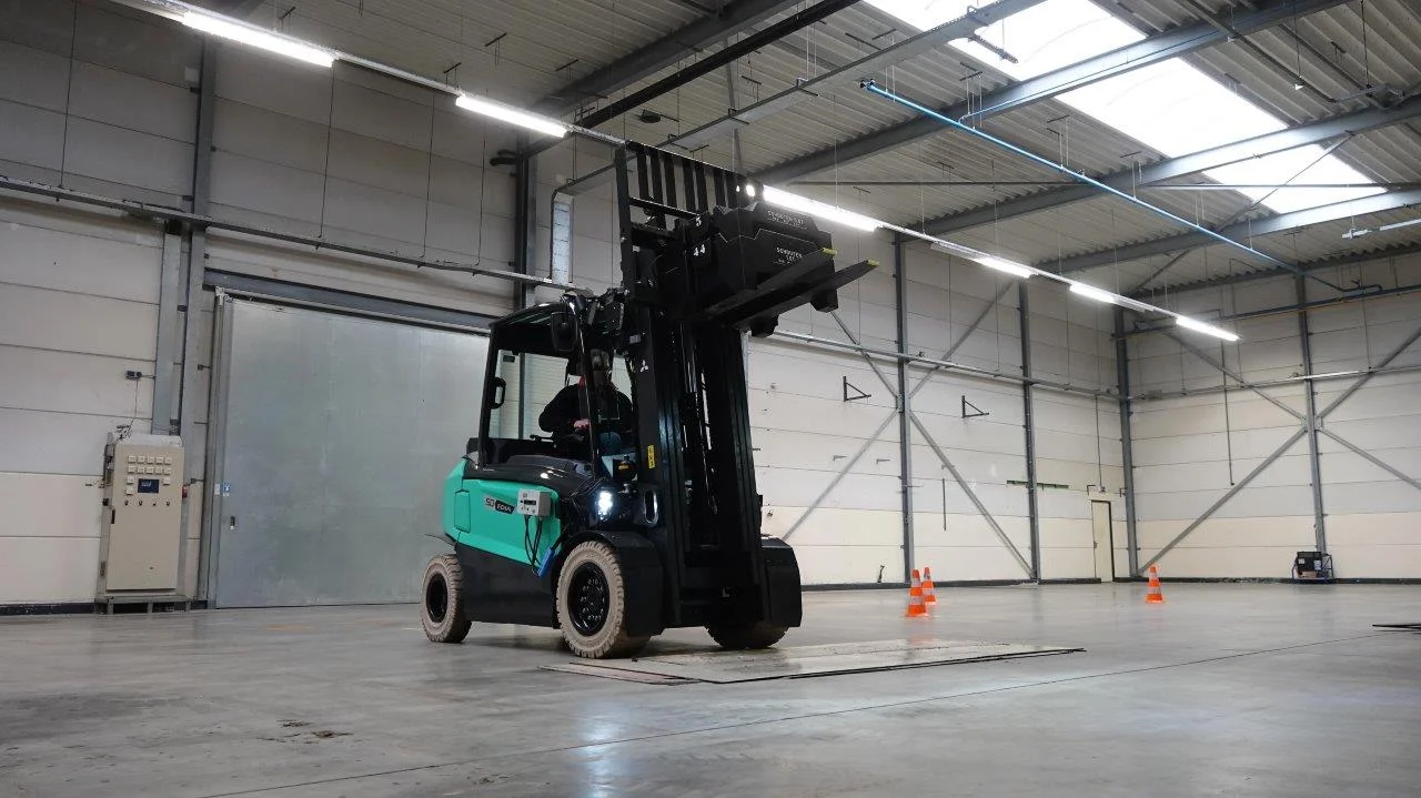Heftruck in magazijn
