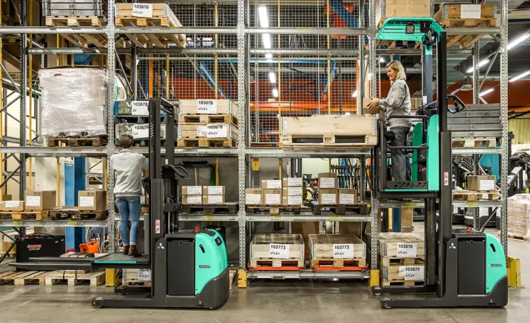Magazijntrucks van logisnext